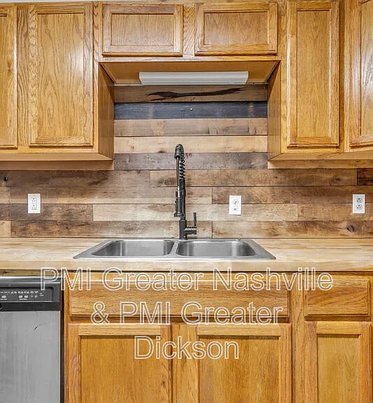 3153 E Lake Dr — Photo 11