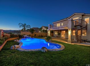 28829 Garnet Canyon Dr, Santa Clarita, CA