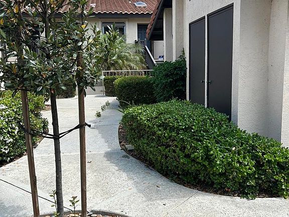 2nd image of 2146 Valleydale Ln