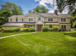 20 Vernon Rd, Scarsdale, NY 10583