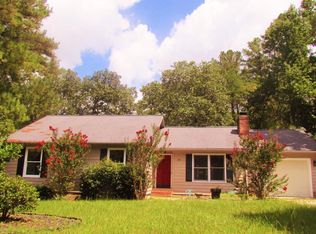 220 Sandhills Cir, Pinehurst, NC 28374