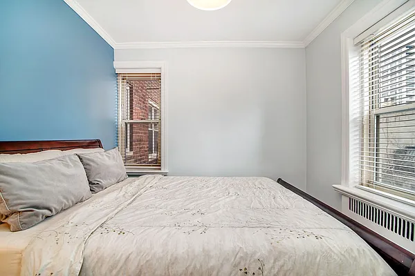 Sold by Compass | media 14