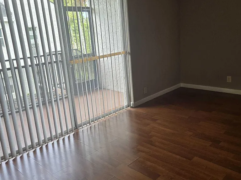 4451 Treehouse Ln #18E — Photo 5