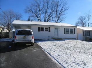 138 Kendall Dr, Sayreville, NJ 08872