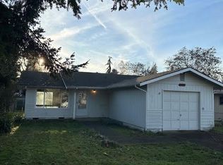 311 McKenzie Ave SW, Yelm, WA