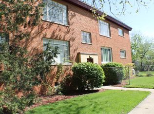 741 Walnut St, Waukegan, IL 60085