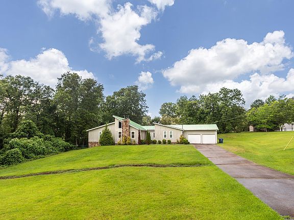 2nd image of 3452 Gunnells Ln