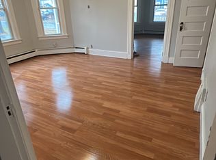 195-197 Edgewood St #1, Hartford, CT 06112