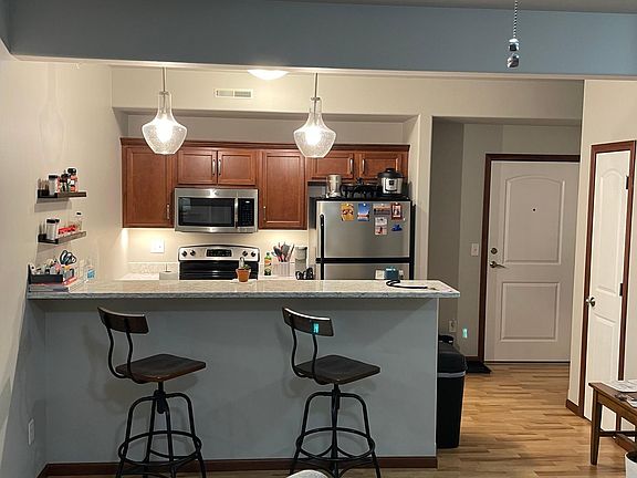 Updated kitchen pendant lighting