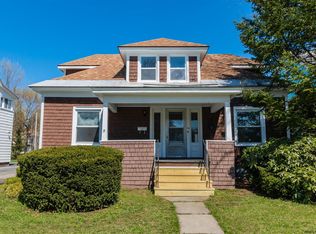 48 S Park Dr, Gloversville, NY 12078
