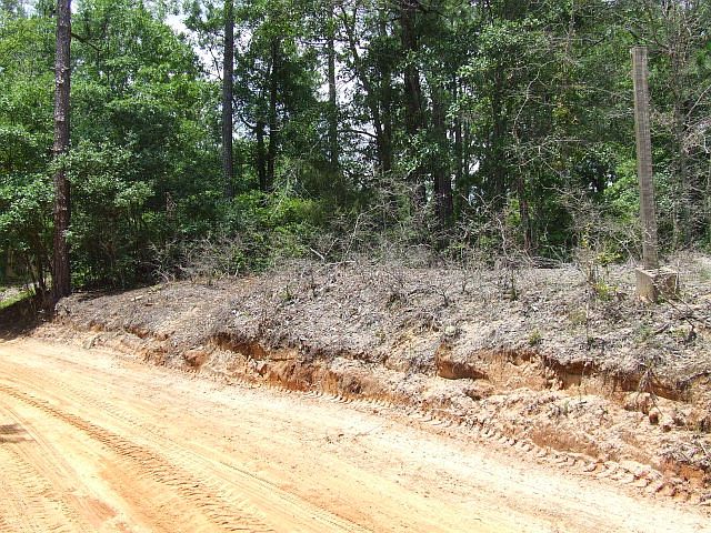 2nd image of 276 Hubbs Rd