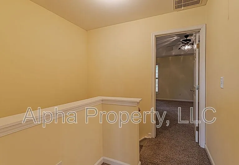 142 Spring Crossing Cir — Photo 18