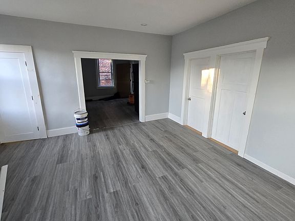 4th image of 452 Passaic Ave #3