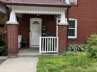 1103 1/2 Davenport Rd, Toronto, ON M6G 2C3