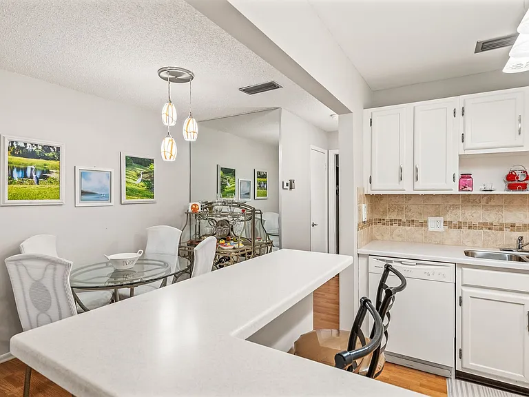 11 Vista Gardens Trl #204 — Photo 13