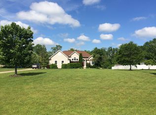 10610 Bridle Path, Columbia Station, OH 44028