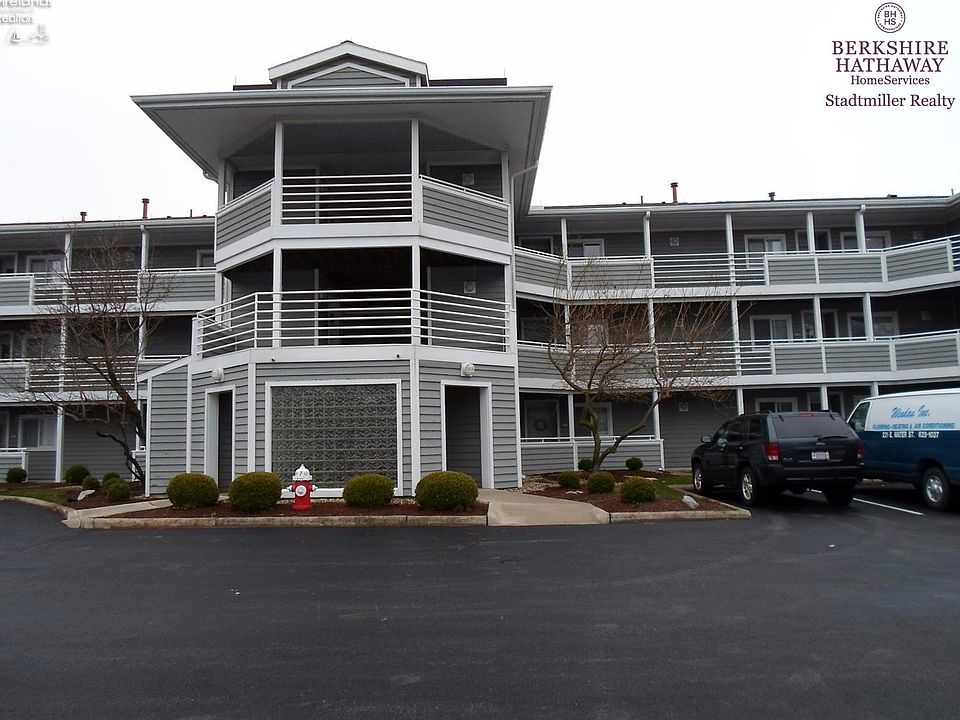 1st image of 142 Marina Point Dr