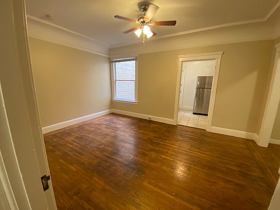 3rd image of 2136 California St #14