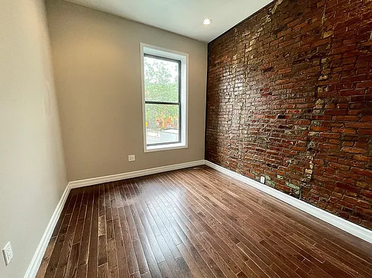 Rented by Ink Realty Services LLC | media 5