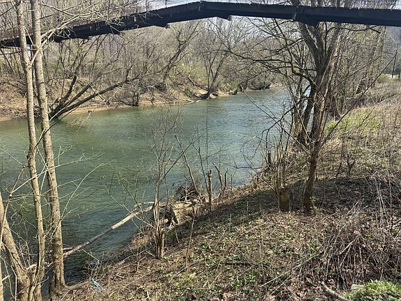 5th image of 7665 Emmons Rd