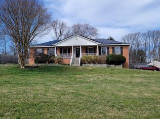 3000 Melanie Ln, Oakton, VA 22124