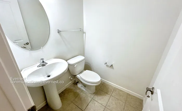 1054 Countess Ln — Photo 24