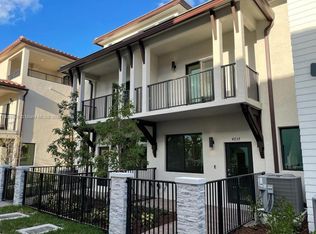 4657 NW 83rd Pkwy #0, Miami, FL 33166