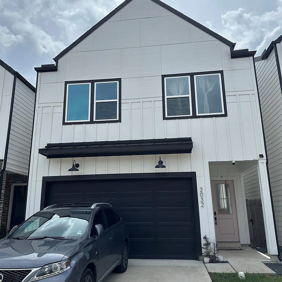 3 bed, 2.5 bath, 1904 sqft, $2,500 — Photo 1