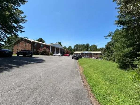 620 Oak Park Blvd, Calvert City, KY 42029