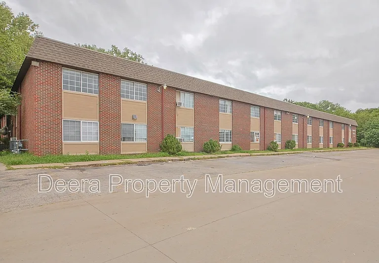 Manor Place — Photo 1