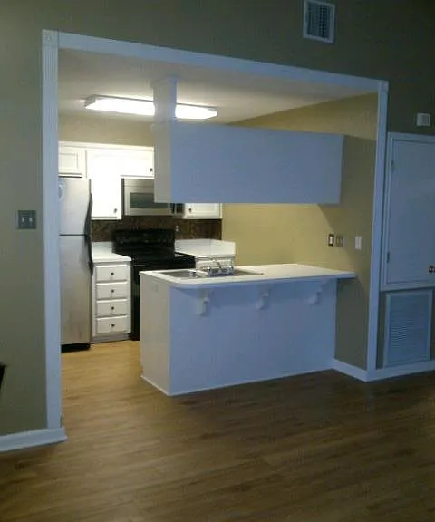 436 Row One — Photo 4