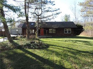 6398 Main Rd, Lockport, NY 14094