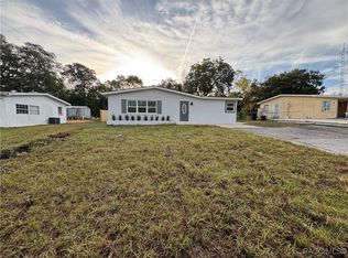 5 S Melbourne St, Beverly Hills, FL 34465