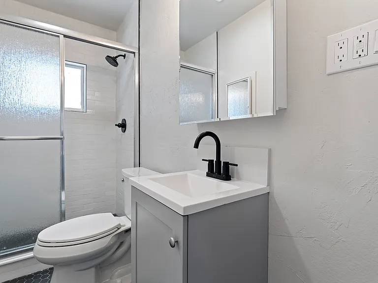 1328 S Michigan Ave #1 — Photo 9