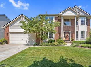 1850 Ayrshire Dr, Commerce Township, MI 48390