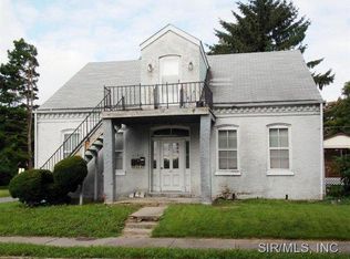 401 N 5th St APT A, Belleville, IL
