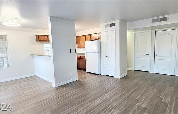 4th image of 2121 Blue Breeze Dr Unit 101