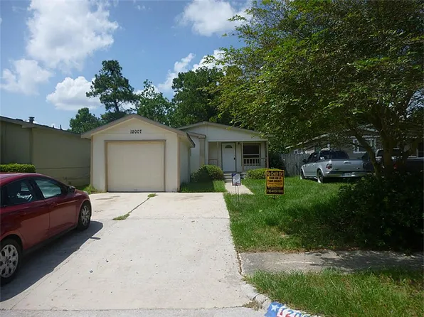 12007 Greencanyon Dr, Houston, TX 77044