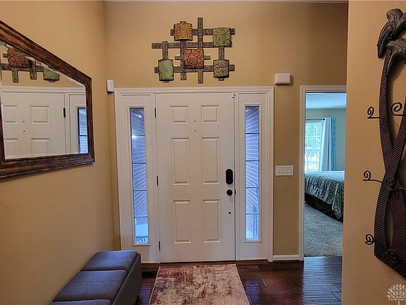 5th image of 1435 Phoenix Pl