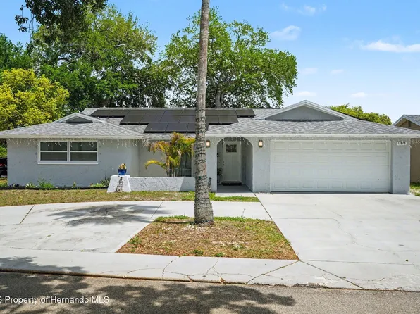 11828 Bingham Dr, Port Richey, FL 34668