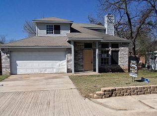 1423 Maple St, Irving, TX 75060
