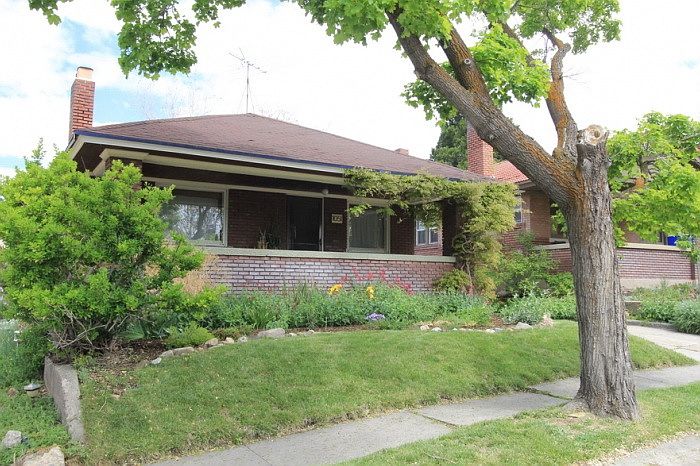 1st image of 1051 E Barbara Pl