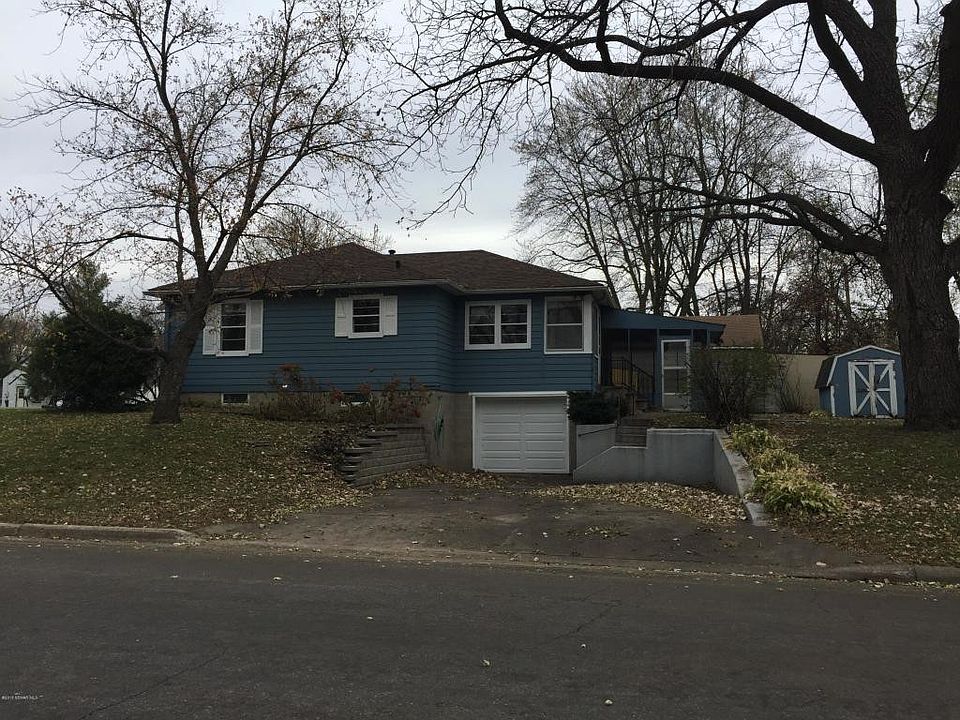1st image of 510 E 8th St