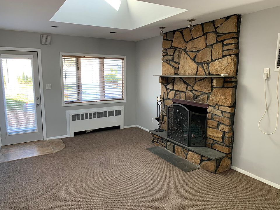 50 Sherman Ave, West Islip, NY 11795 Zillow