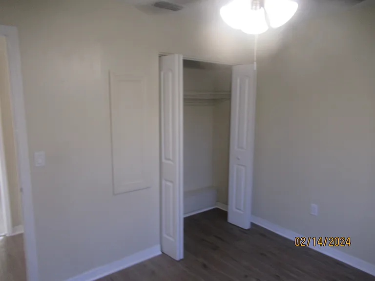 2102 W Beach St #B — Photo 10