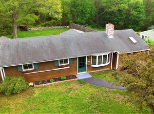 18 Wompatuck Rd, Hingham, MA 02043