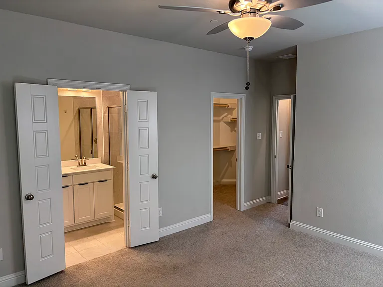 2125 Layla Dr — Photo 12