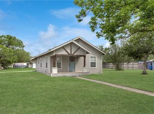 801 E Fannin St, Beeville, TX 78102