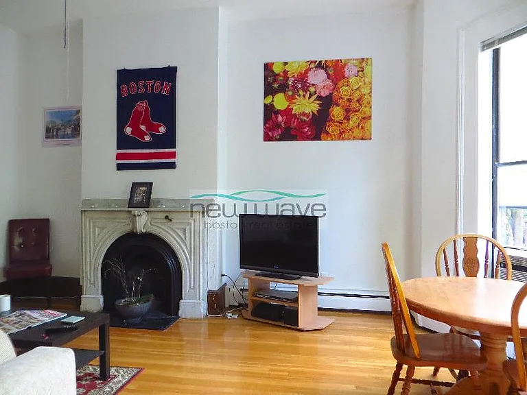 39 E Springfield St #4 — Photo 4
