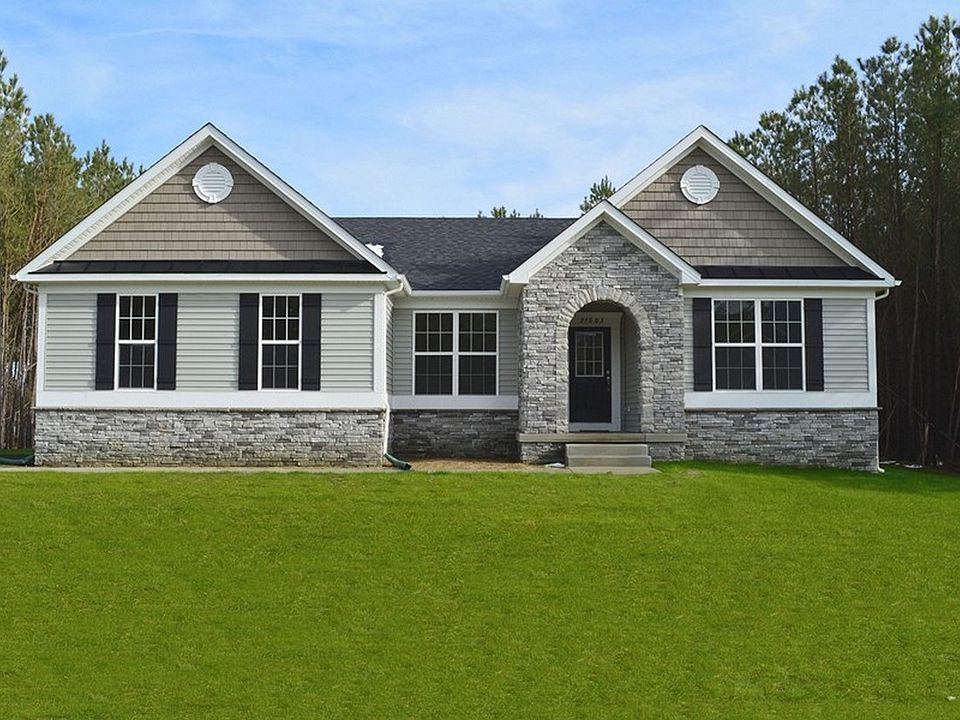 1st image of 23555 Holly Oak Dr